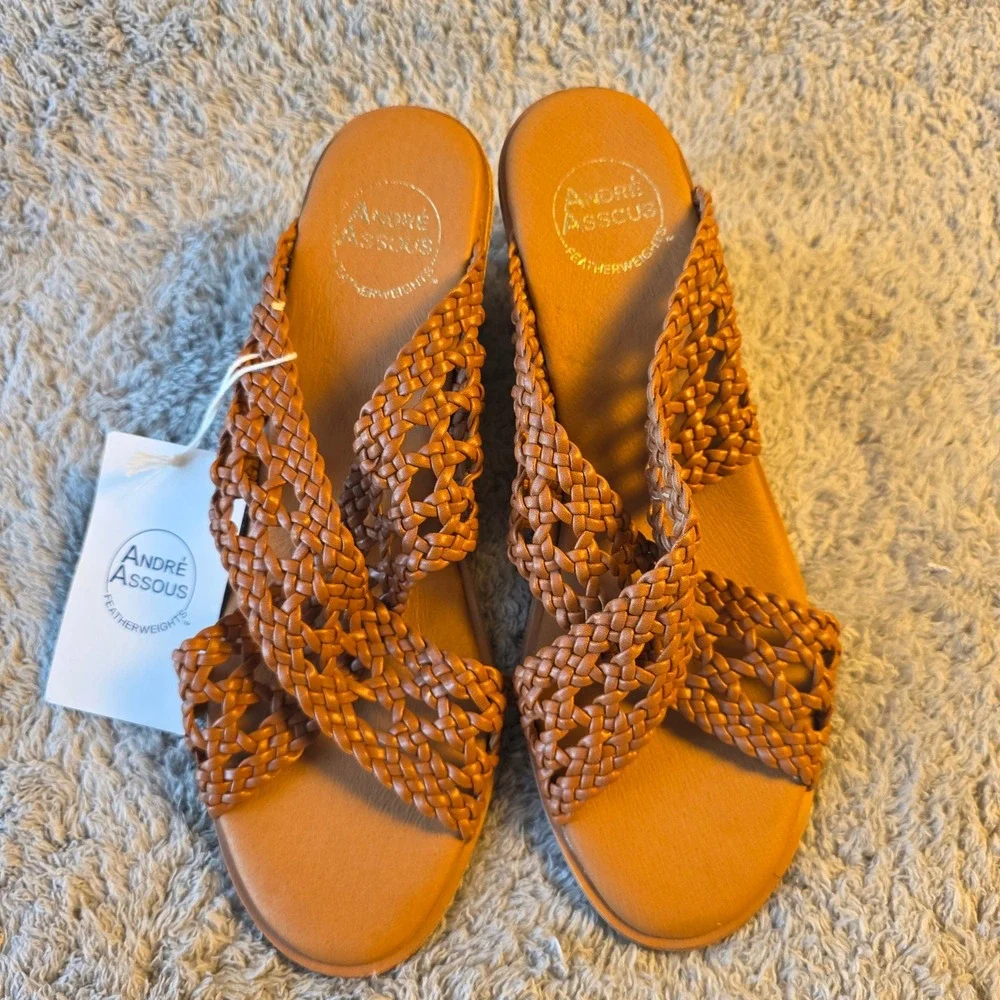 Andre Assous Womens Bryana Woven Wedge Brown Sandals - Size 8.5M - New with Tags